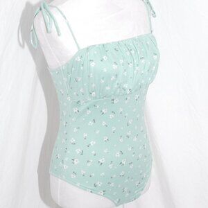 Bodysuit Floral Spring EUC Tie Straps Tresser Womens Medium Green Snap Closure